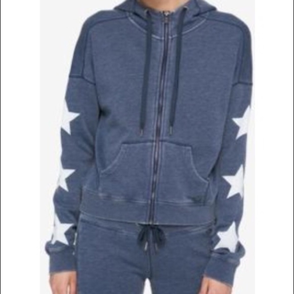 ISO this Tommy Hilfiger star sweatshirt and jogger